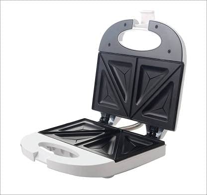 Baltra Spicy Sandwich Maker with 2 Slice pocket panel